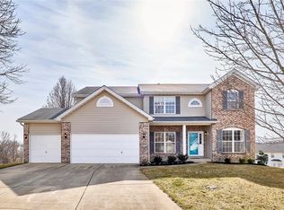 1212 Arbor Trails Ct, Ballwin, MO