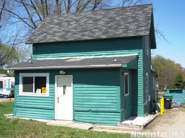 125 5th Ave NE, Hutchinson, MN 55350
