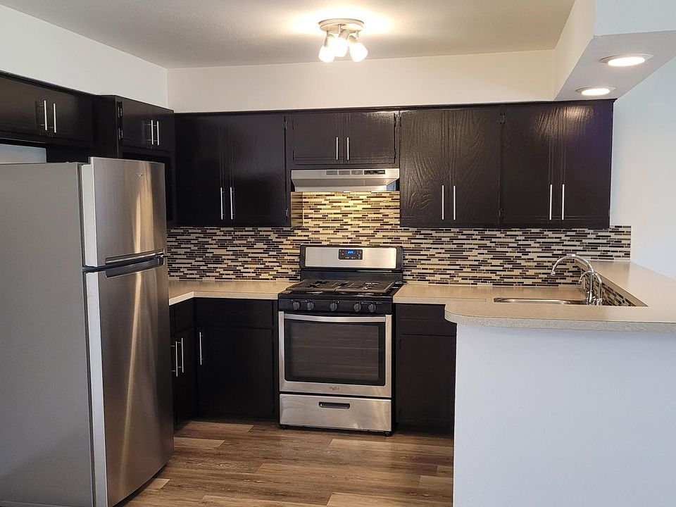 1st image of 2332 Twisted Oaks Dr