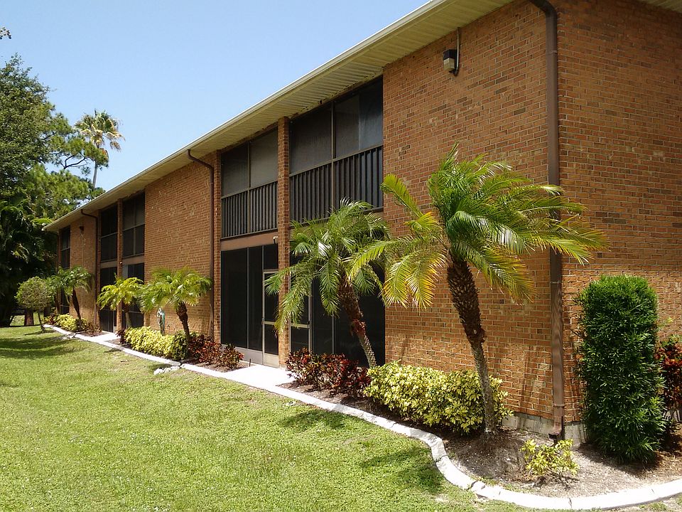 1st image of 211 Airport Ave E #110