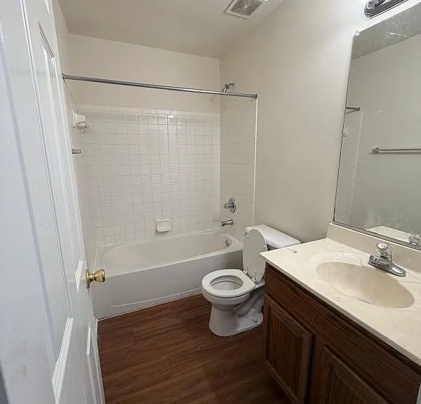 8707 Farnham Way — Photo 8