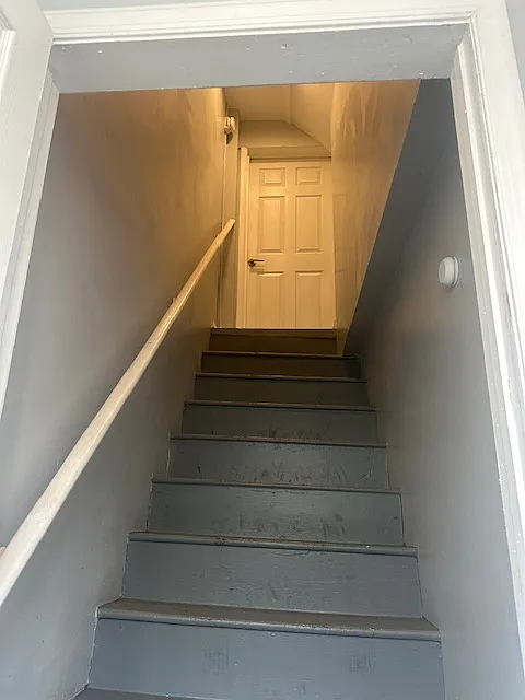 2 bed, 1.5 bath, 700 sqft, $1,200 — Photo 3