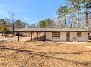 3446 Monroe Cir, Gainesville, GA 30506