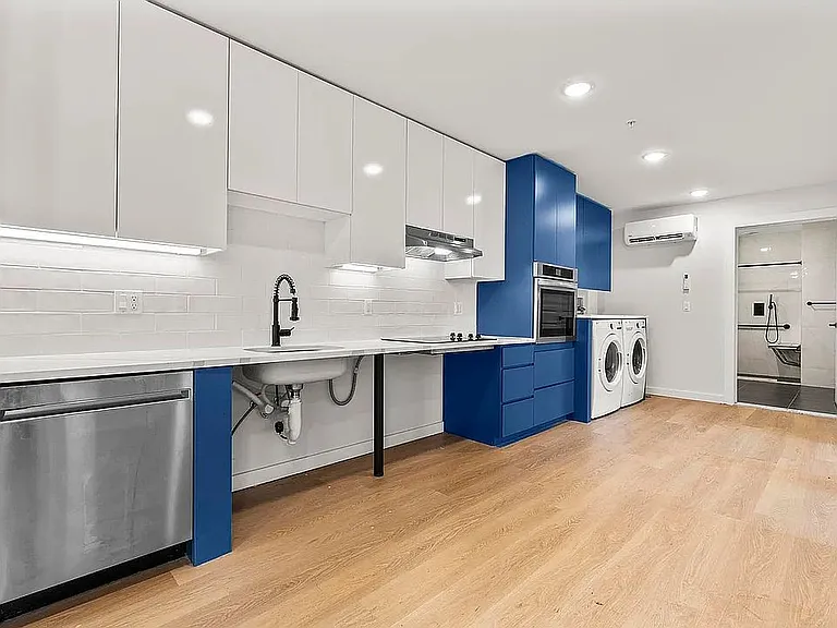 55 Atunxis Ave #29 — Photo 116
