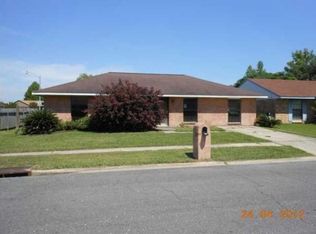 306 Strasbourg Dr, Lafayette, LA 70506
