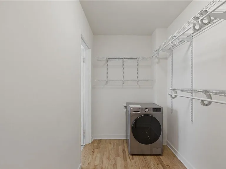 5631 N Sheridan Rd #S1106 — Photo 9