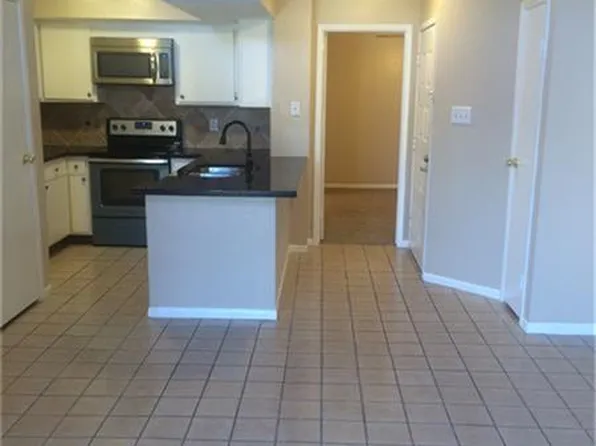 10855 Meadowglen Ln APT 727, Houston, TX 77042