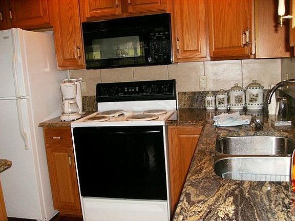 4th image of 3403 Millstone Ct