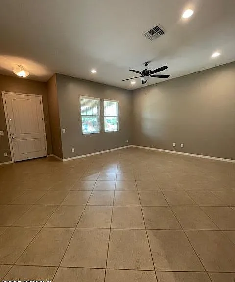 4511 E Jones St — Photo 10