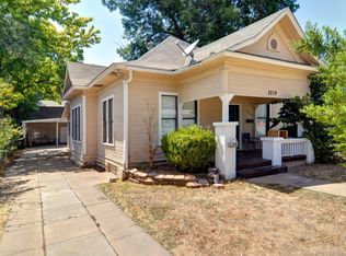 2219 Refugio Ave #B, Fort Worth, TX 76164