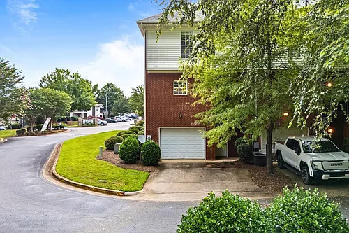 1305 N Dean Rd Photo 1