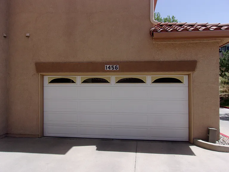 1456 Courtyard Hts — Photo 27