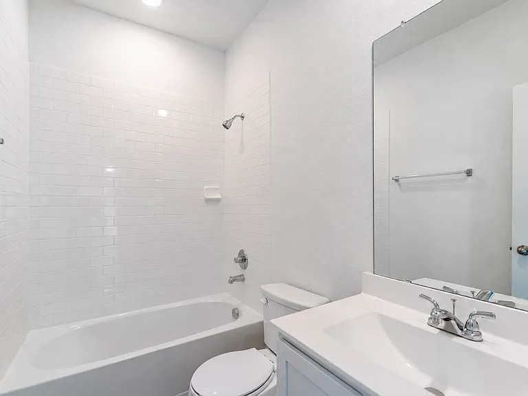 11130 Hollinger Cir — Photo 6