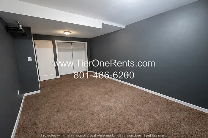 263 W 270 N #263 — Photo 15