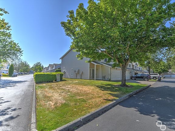 3rd image of 6645 Millstone Lane SE Unit #A101