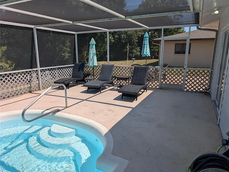 5355 Kent Rd — Photo 16