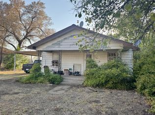407 S Choctaw St, Shamrock, TX 79079