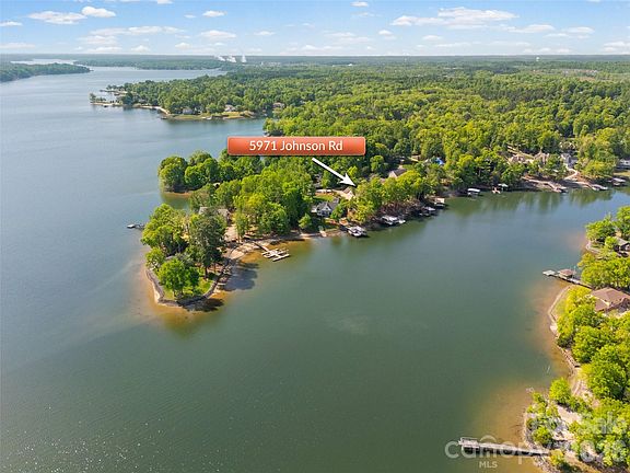 3rd image of 5971 Johnson Rd