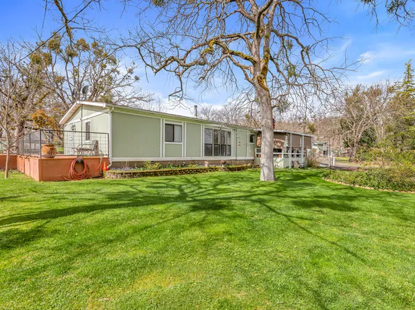 349 Capri Dr, Eagle Pt, OR 97524