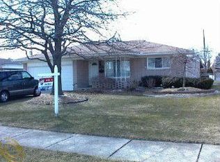34375 Brookshire Dr, Sterling Heights, MI 48312