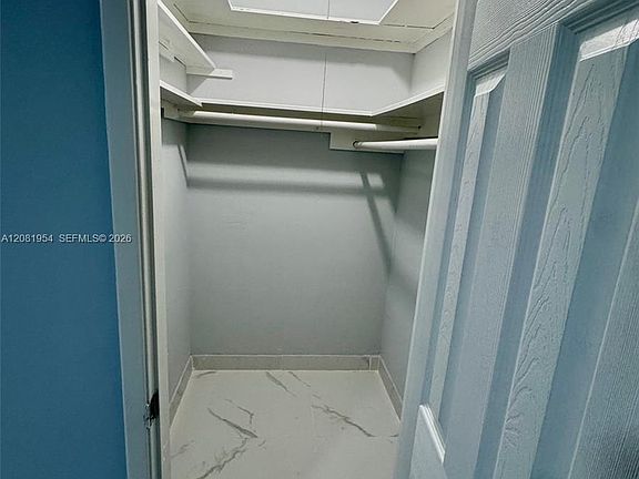 4th image of 1529 SW 22nd St #1
