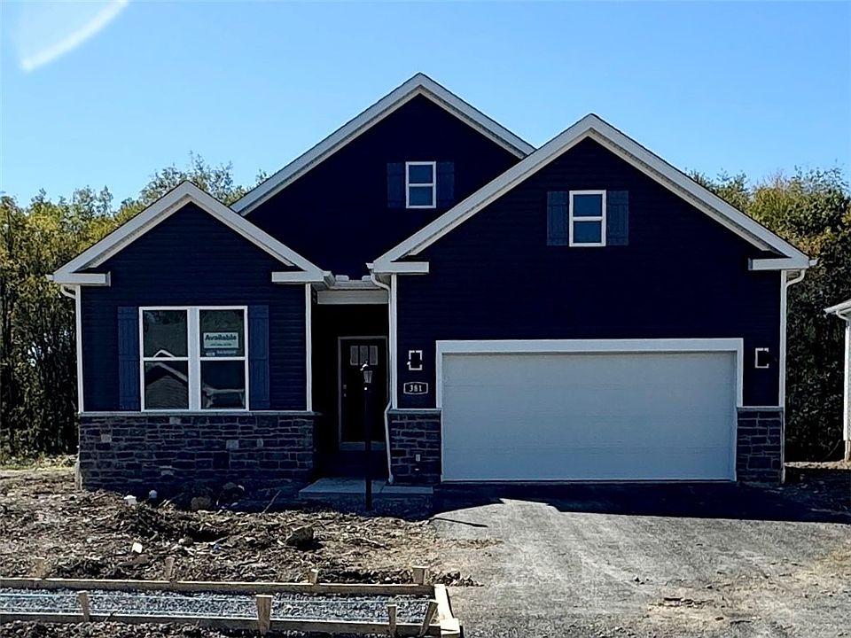 1st image of 381 Gleneagles Dr