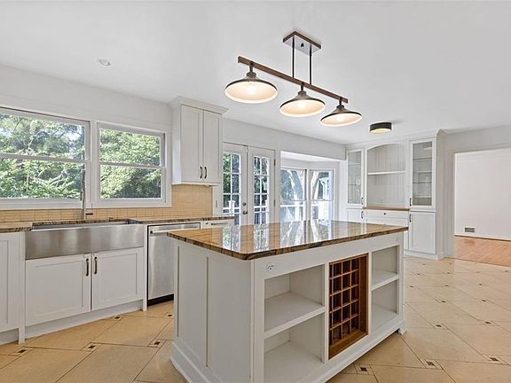 4th image of 2328 Defoors Ferry Rd NW