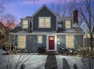 831 Main St, Parkville, MO 64152
