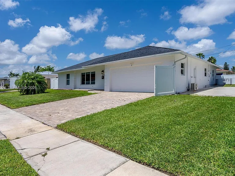 669 NW 15th Ave #0 — Photo 51