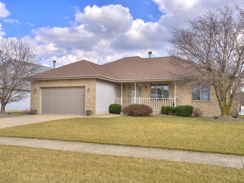 1st image of 3049 Hillcrest Dr