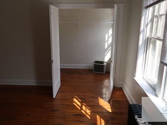 3rd image of 4588 N Elston Ave APT 203