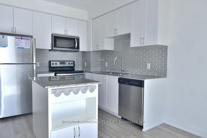 2800 Keele St #613 — Photo 6