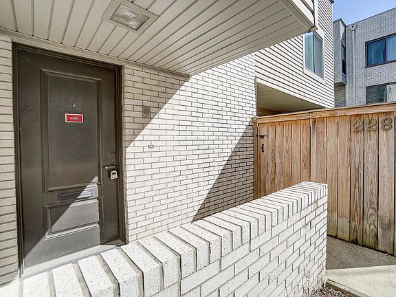 4th image of 2280 Dana Ave