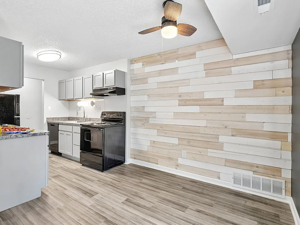 Waterview Farms Apartments
