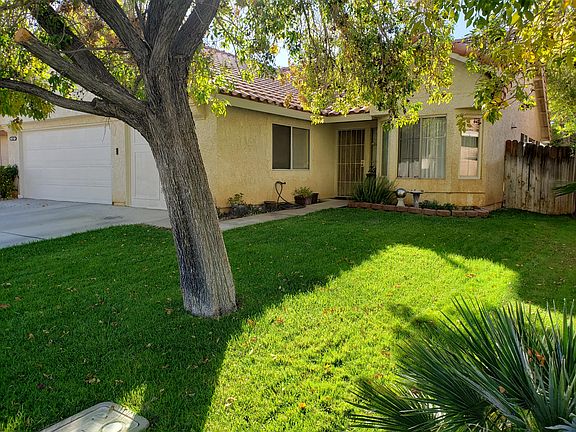 2nd image of 44227 Balmuir Ave