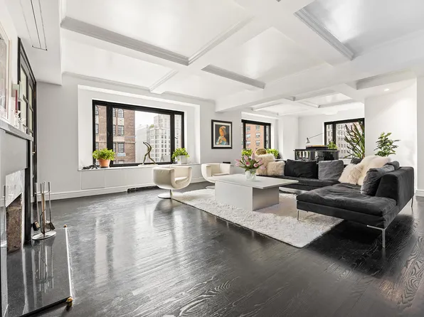 1045 Park Avenue 10 image 1 of 16