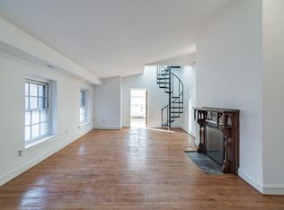 1108 Spruce St APT 3-F, Philadelphia, PA 19107