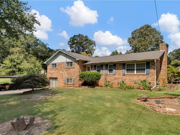 1035 Cherokee Trl, Woodstock, GA 30189