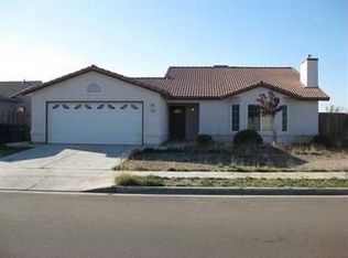 1792 Madison Dr, Madera, CA 93638