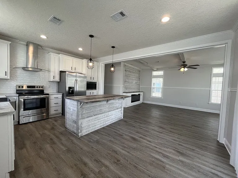 535 Zebra Dr #535 — Photo 4
