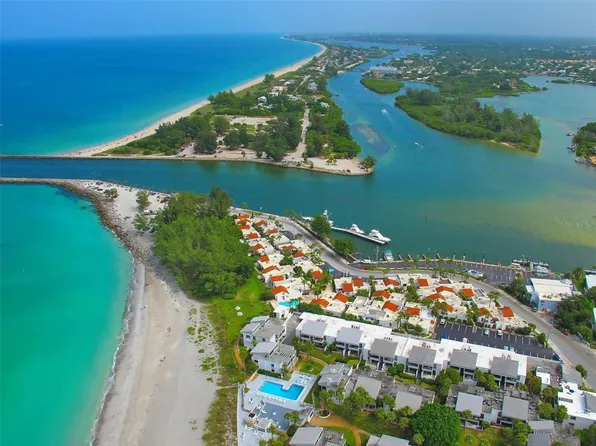 1555 Tarpon Center Dr APT 212, Venice, FL 34285