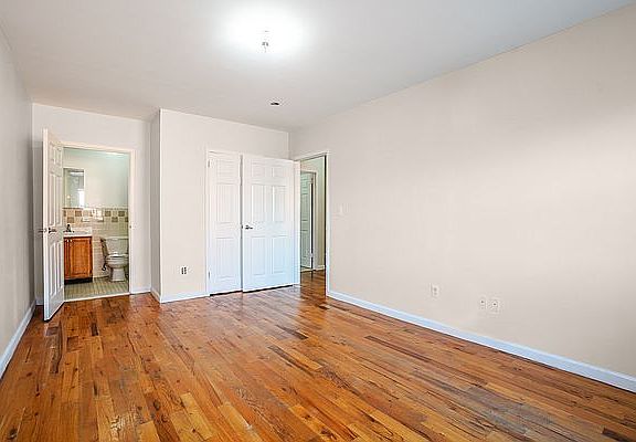 5th image of 612 Wales Ave #3