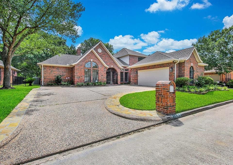 1st image of 11515 Aspenway Dr