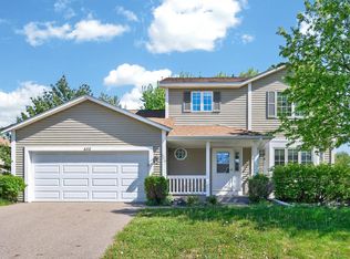 688 Eagle Ridge Rd, Woodbury, MN 55125