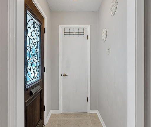5th image of 4829 Argonne St