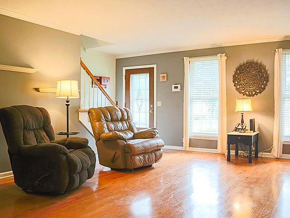 4th image of 542 Highpoint Dr