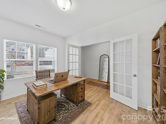 3rd image of 11133 Argosy Dr