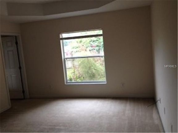 3rd image of 635 Newton St