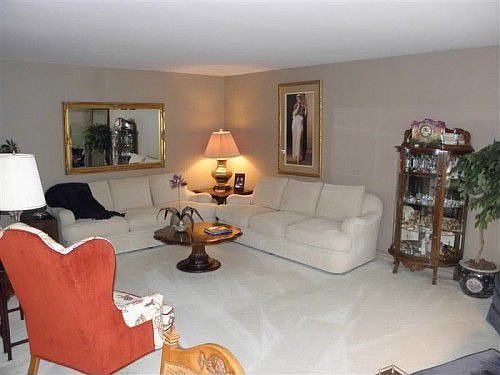 2nd image of 3590 Hickory Ln