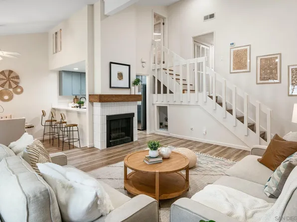 2352 Altisma Way Unit 15, Carlsbad, CA 92009